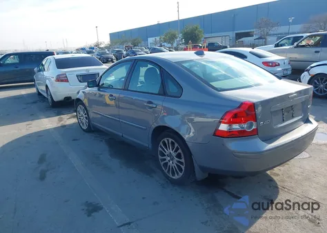 2006 Volvo S40 2.4I z USA, uszkodzony, nr VIN YV1MS382462152700